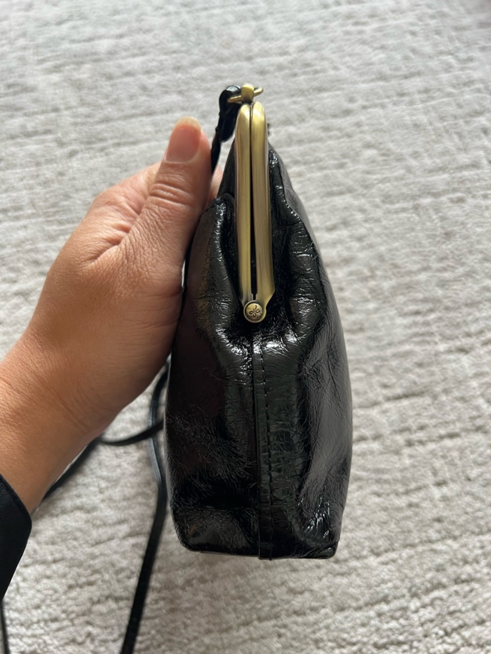 HOBO Kisslock Mini Bag with Crossbody Convertible Strap - Picture 4 of 13